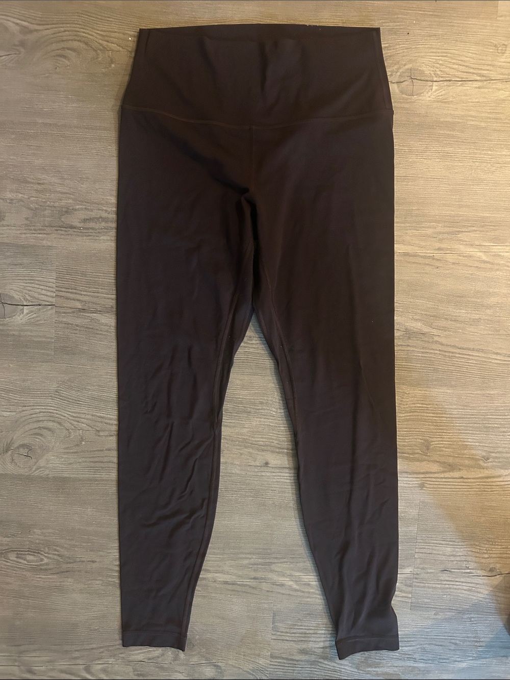 Lululemon Align 28’ size 10 leggings